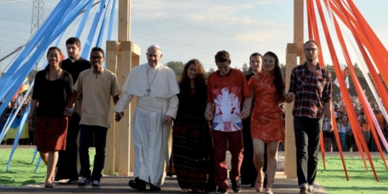 El cardenal Osoro habla del Sínodo en el Instituto Teológico de Vida Religiosa