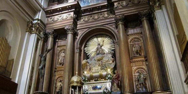 La colegiata acoge la Misa mensual de la Real congregación de San Isidro de naturales de Madrid