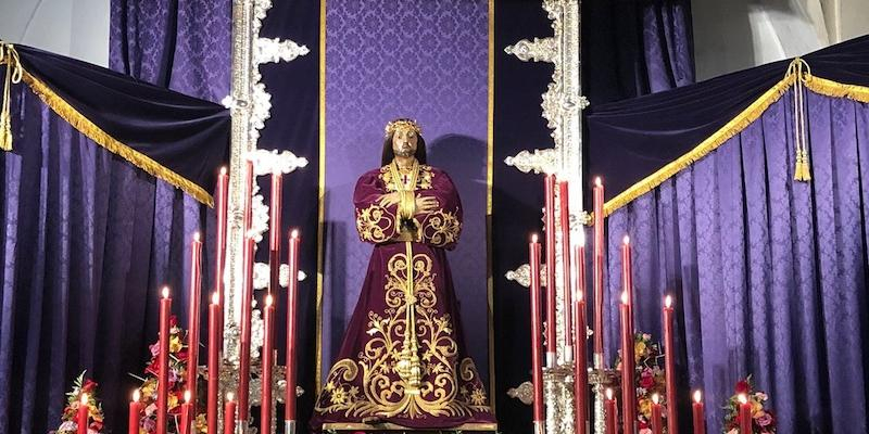 La Hermandad de Jesús El Pobre presenta a sus titulares en San Pedro el Viejo para su veneración