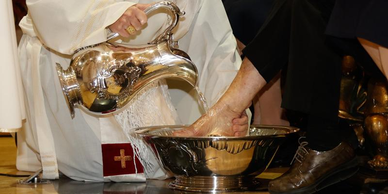 Jueves Santo: la Iglesia comienza el Triduo Pascual y recuerda aquella noche en la cual Jesús iba a ser entregado y «amó hasta el extremo a los suyos»