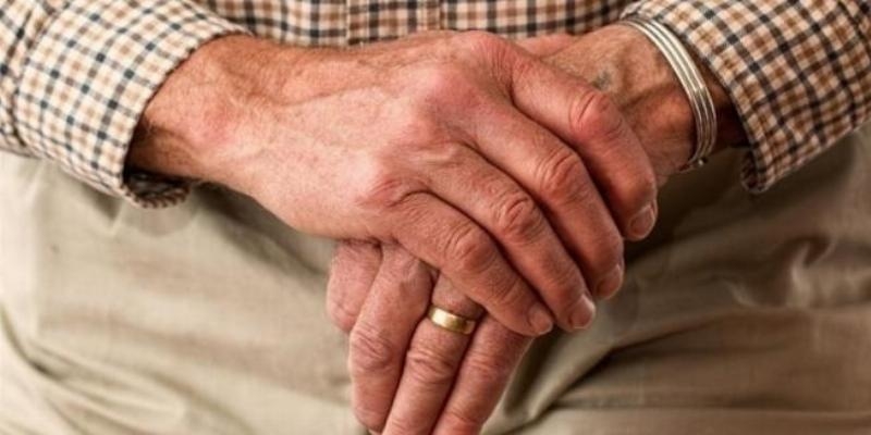 Nuestra Señora de la Visitación de Las Rozas organiza un equipo de voluntariado para ayudar a los más necesitados