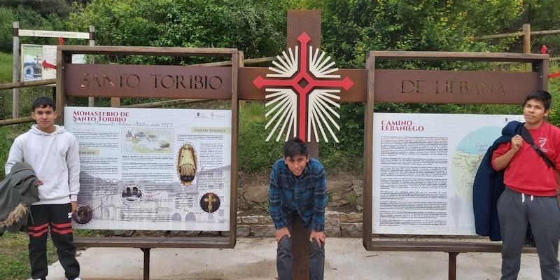 Jóvenes de Nuestra Señora de los Álamos descubren este verano el Camino Lebaniego palentino