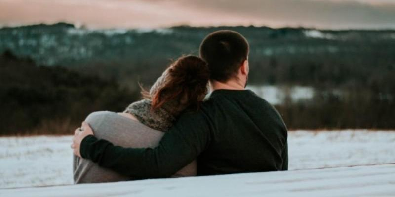 Jokin de Irala y María Álvarez de las Asturias acompañan un taller para novios que se quieran conocer mejor