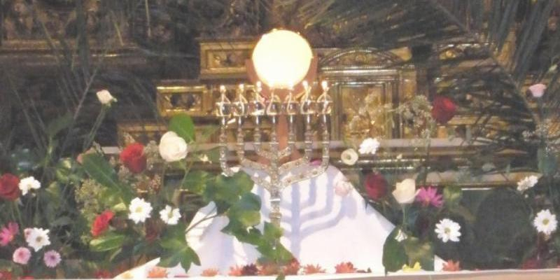 Adoración eucarística en la capilla del Obispo como preparación a la solemnidad del Corpus Christi