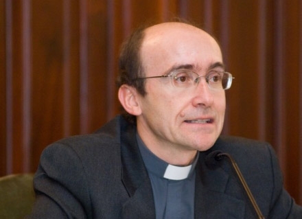 Presentación del libro «Dar testimonio. La presencia de los cristianos en la sociedad actual»