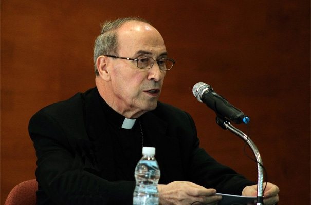 Curso sobre 'La expulsión del estado clerical' impartido por el cardenal de Paolis