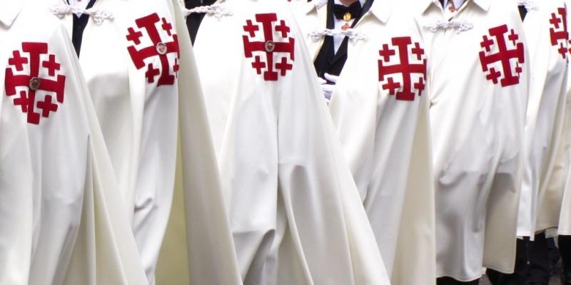 El cardenal Amigo preside en San Francisco el Grande la ceremonia de Cruzamiento de Caballeros del Santo Sepulcro