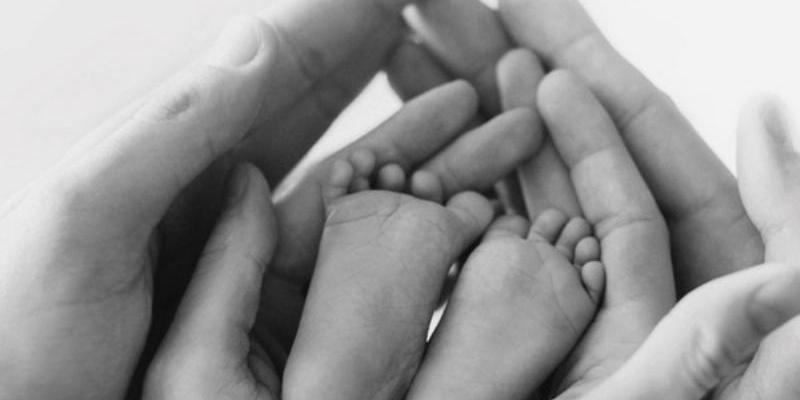 Dolores Velarde reflexiona en San Ireneo sobre 'La familia corazón de la ecología humana'