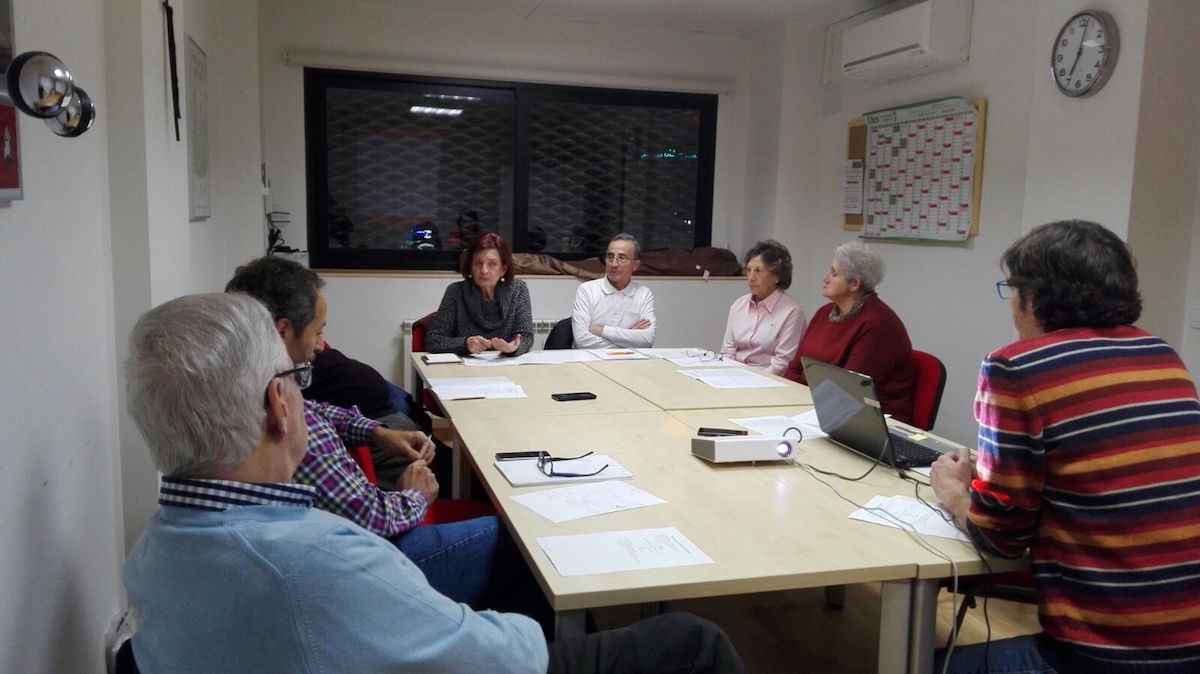 Cáritas Vicaría VIII organiza un encuentro en el barrio del Pilar con motivo de la I Jornada Mundial de los Pobres
