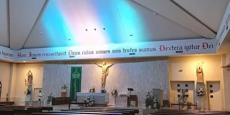 San Romualdo conmemora la festividad de la Candelaria ofreciendo este domingo los niños a la Virgen