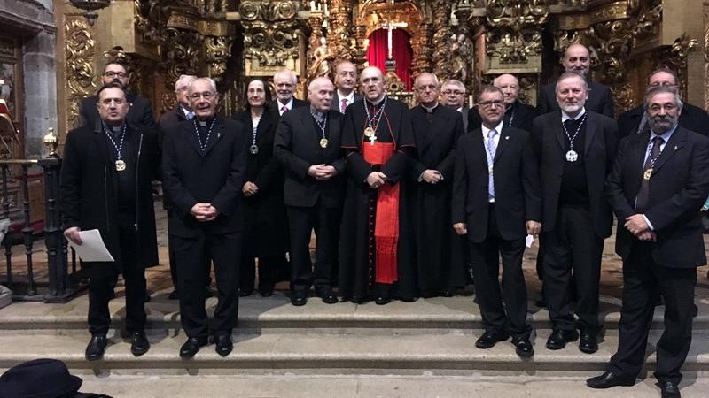 El arzobispo ya es miembro de la Real y Pontificia Academia Auriense Mindoniense de San Rosendo