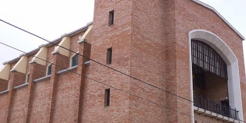 El vicario episcopal de la II administra el sacramento de la Confirmación en San Cristóbal de Ciudad Pegaso