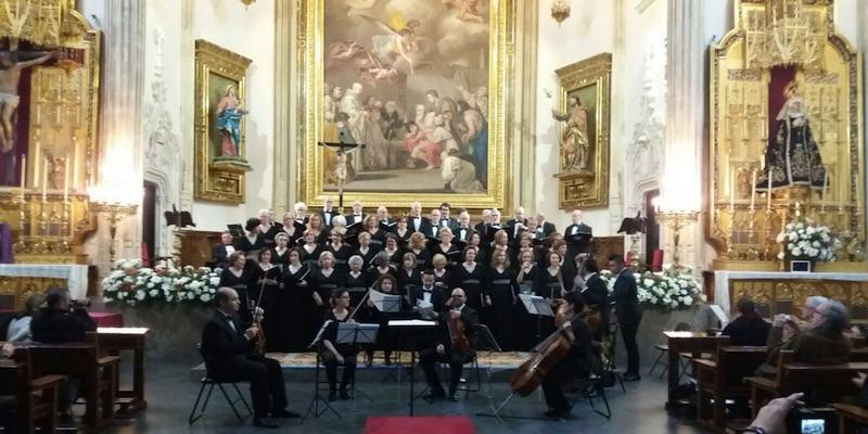 El Coro San Jerónimo el Real anima en los Jerónimos una Misa en el primer domingo de Adviento
