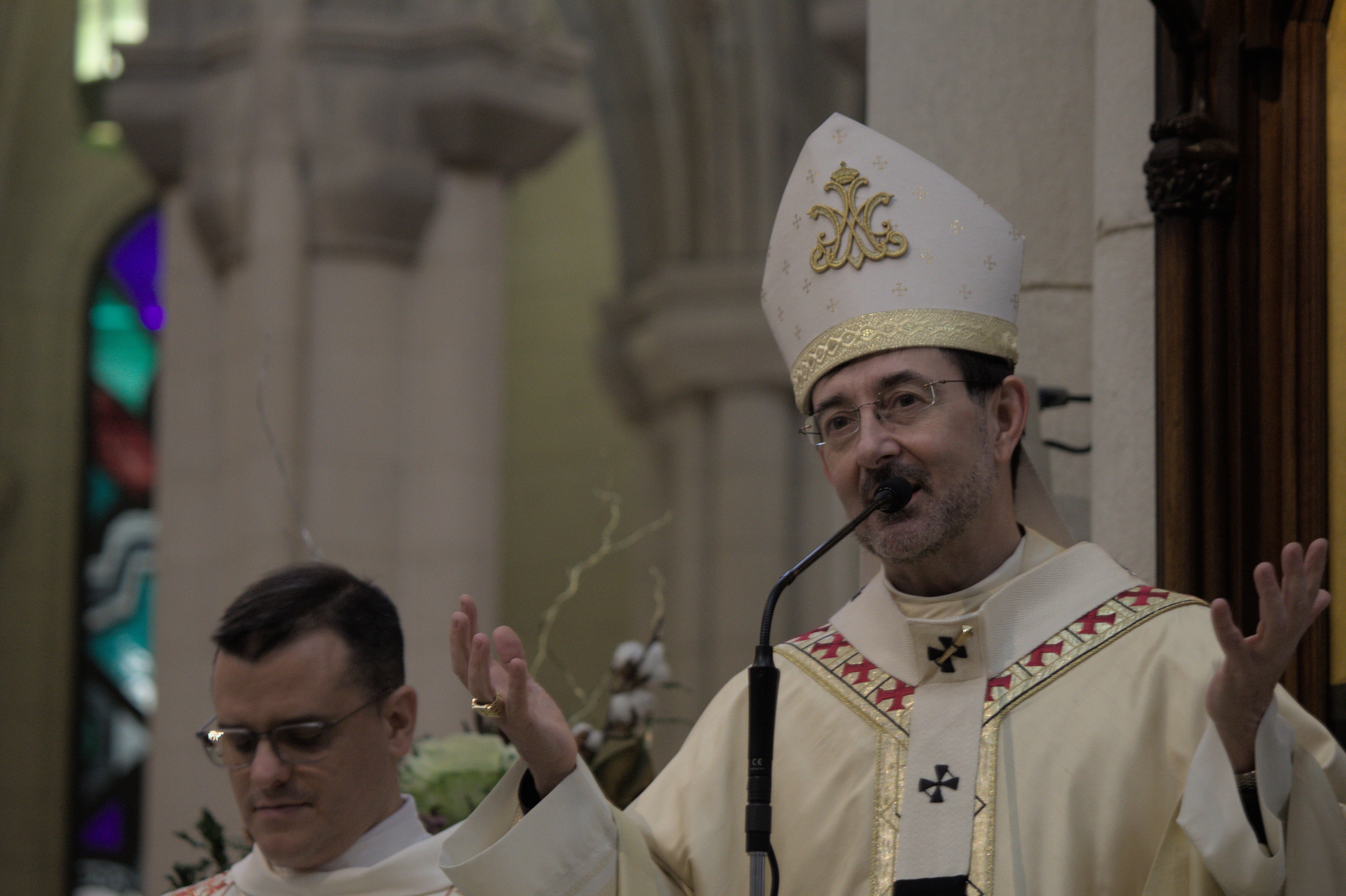 El cardenal Cobo pide que las imágenes y símbolos religiosos de nuestra fe «estén por encima de la ideología y de la trivialización»