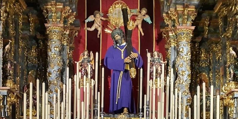 Nuestro Padre Jesús del Gran Poder se traslada el Viernes de Dolores a su paso procesional