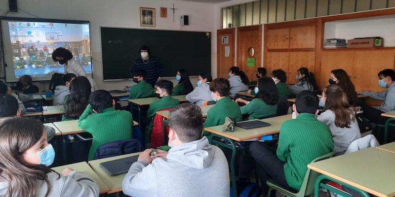 Cáritas Diocesana de Madrid recibe un reconocimiento por 'impulsar valores sociales en el ámbito educativo'