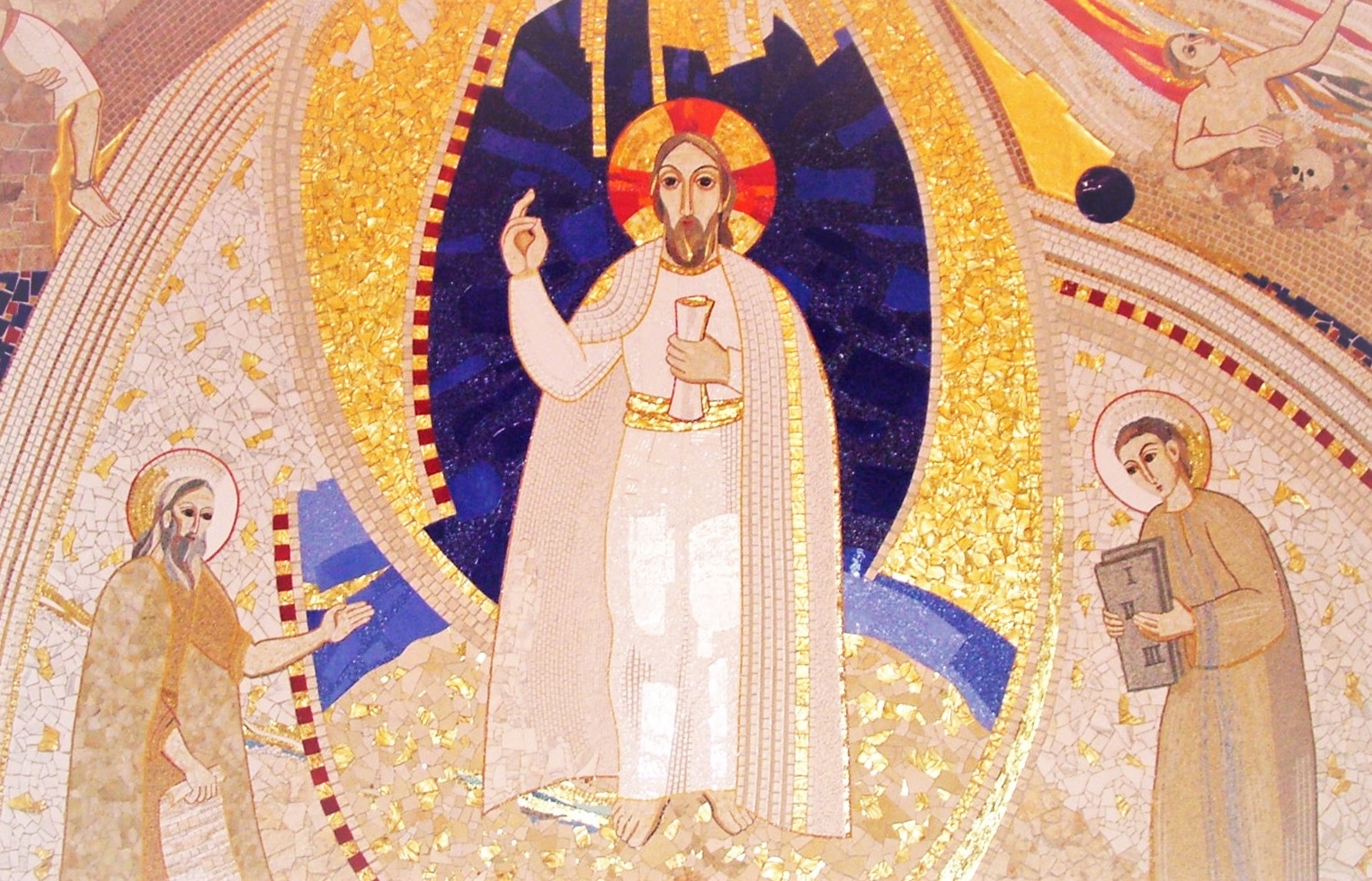 Monseñor Osoro: «Para poder decir al hombre, hay que ir derecho al corazón, como nos lo dice Rupnik»