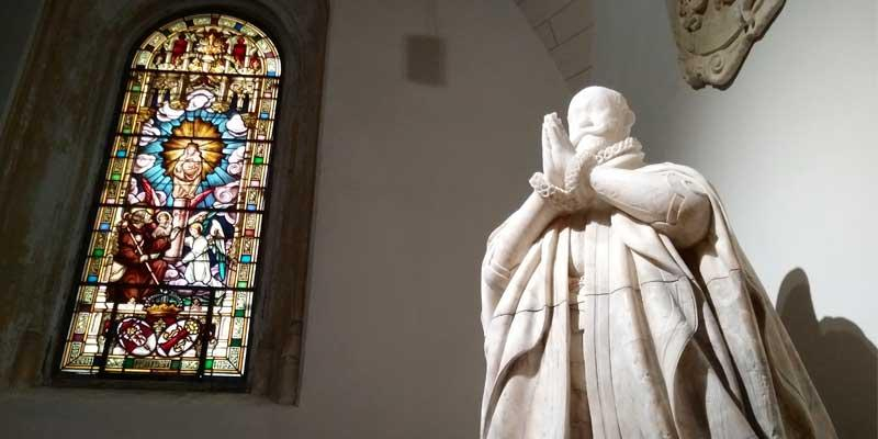 El nuevo monumento funerario del embajador confidente de Felipe II, en los Jerónimos, es «sencillo, elegante y noble»