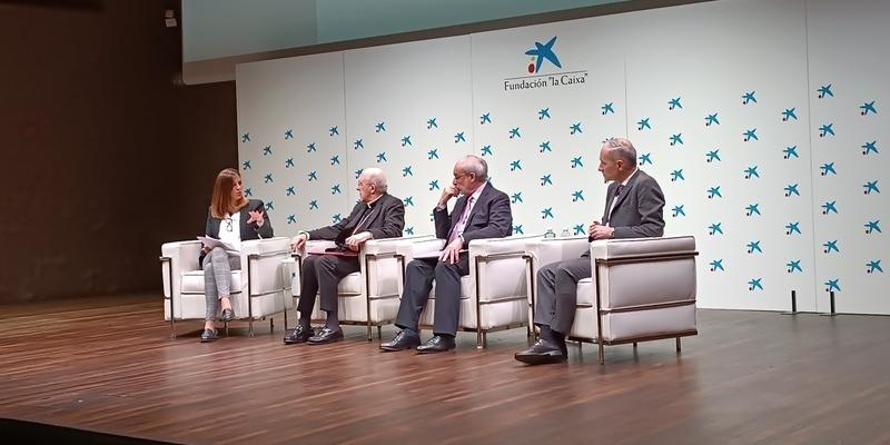 El cardenal Osoro asiste a la presentación del documental sobre los diez años del pontificado del Papa Francisco