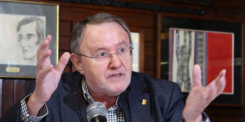 El profesor Fernando Vilches imparte en Cáritas Diocesana de Madrid el curso 'Claves para hablar en público'