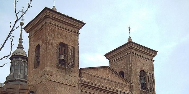 San Martín de Tours acoge una vigilia extraordinaria de oración por los difuntos