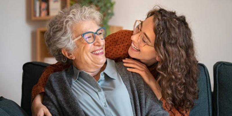 Sesión formativa en Cáritas Diocesana de Madrid sobre diferentes aspectos de la persona mayor hoy