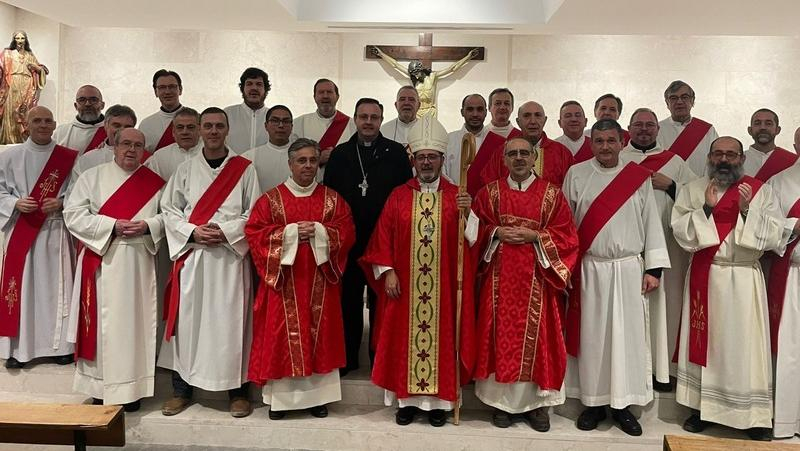 El obispo auxiliar de Madrid, Vicente Martín, a los diáconos permanentes: «La diaconía es anuncio y servicio a la familia, a la comunidad cristiana y a los más pobres»