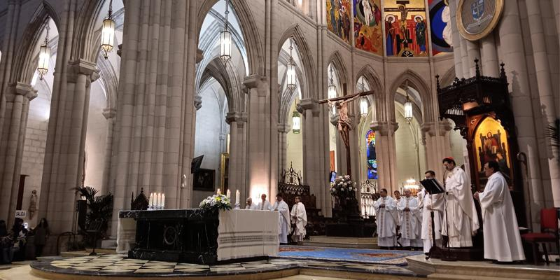 El cardenal Cobo, en el centenario de la muerte de santa Rafaela María: «Que seamos impulsados a adorar y reparar tanto desamor, tanta insolidaridad, tanta indiferencia»
