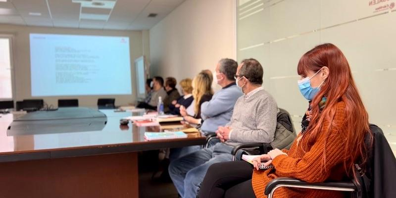 Los voluntarios de comunicación de Cáritas Diocesana de Madrid revisan el trabajo realizado y programan el próximo semestre