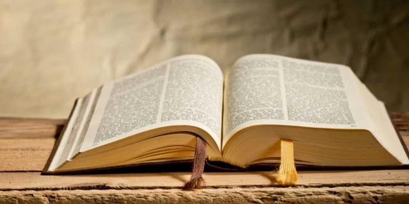 San Pedro Apóstol de Carabanchel reanuda el curso de formación 'Aproximación a la Biblia'