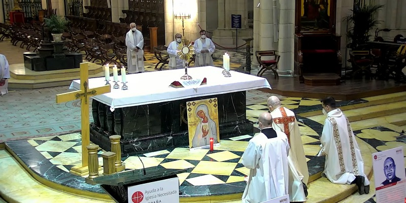 Noche de los Testigos: «Lo más importante es nuestra fe y, por ella, hemos renunciado a todo lo demás»