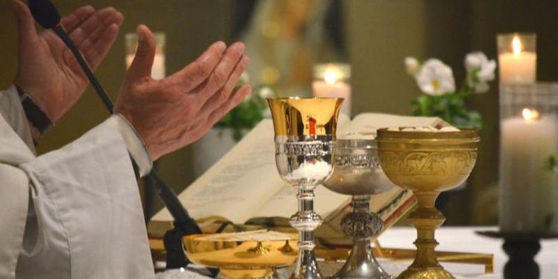 La capilla de Montes Forestal y Medio Natural acoge una Misa de acción de gracias por el curso que termina
