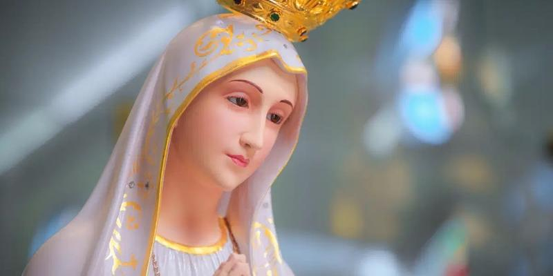 La Virgen de Fátima recorre las calles del barrio de Prosperidad en su festividad litúrgica