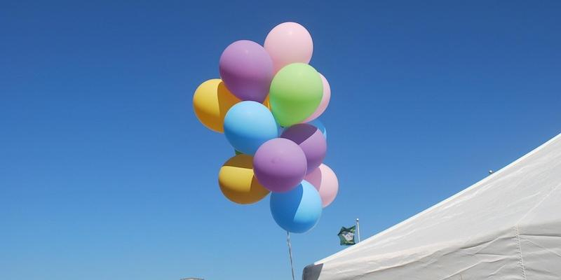 Las familias del centro residencial Jubileo 2000 celebran una fiesta con motivo del fin de curso