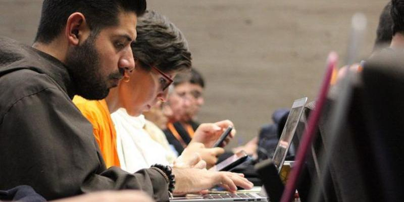 Monseñor Martínez Camino participa en el encuentro virtual de Pastoral Universitaria organizado por la CEE