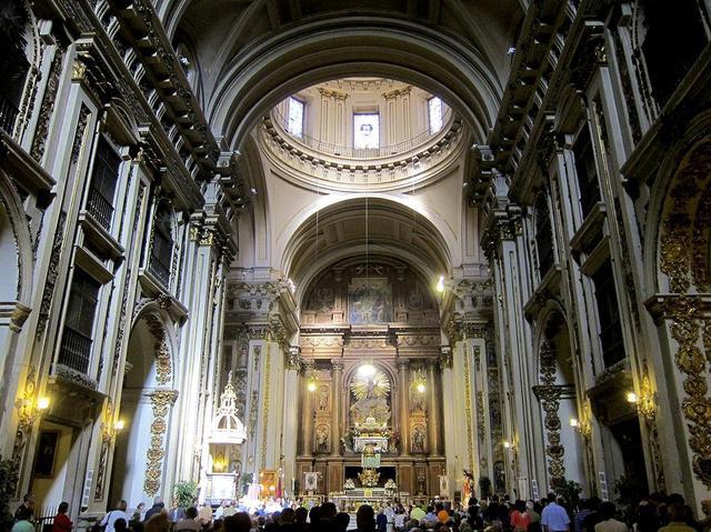Primer sábado de mes en la Colegiata de San Isidro