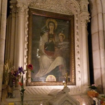 Fiesta de Nuestra Señora de Lis en la Cripta de la catedral