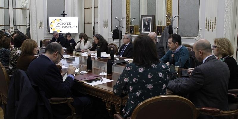 El fiscal de Delitos de Odio y la Plataforma Pacto de Convivencia suman esfuerzos frente a la intolerancia delictiva
