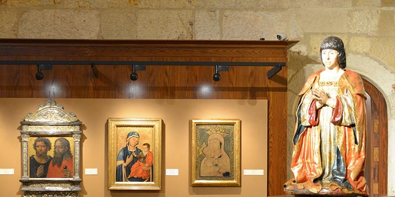 Mejora lumínica en la sacristía-museo de la Capilla Real de Granada