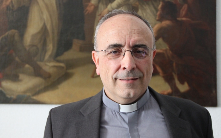 La parroquia Santa Cruz acoge un funeral por el padre del canciller del Arzobispado