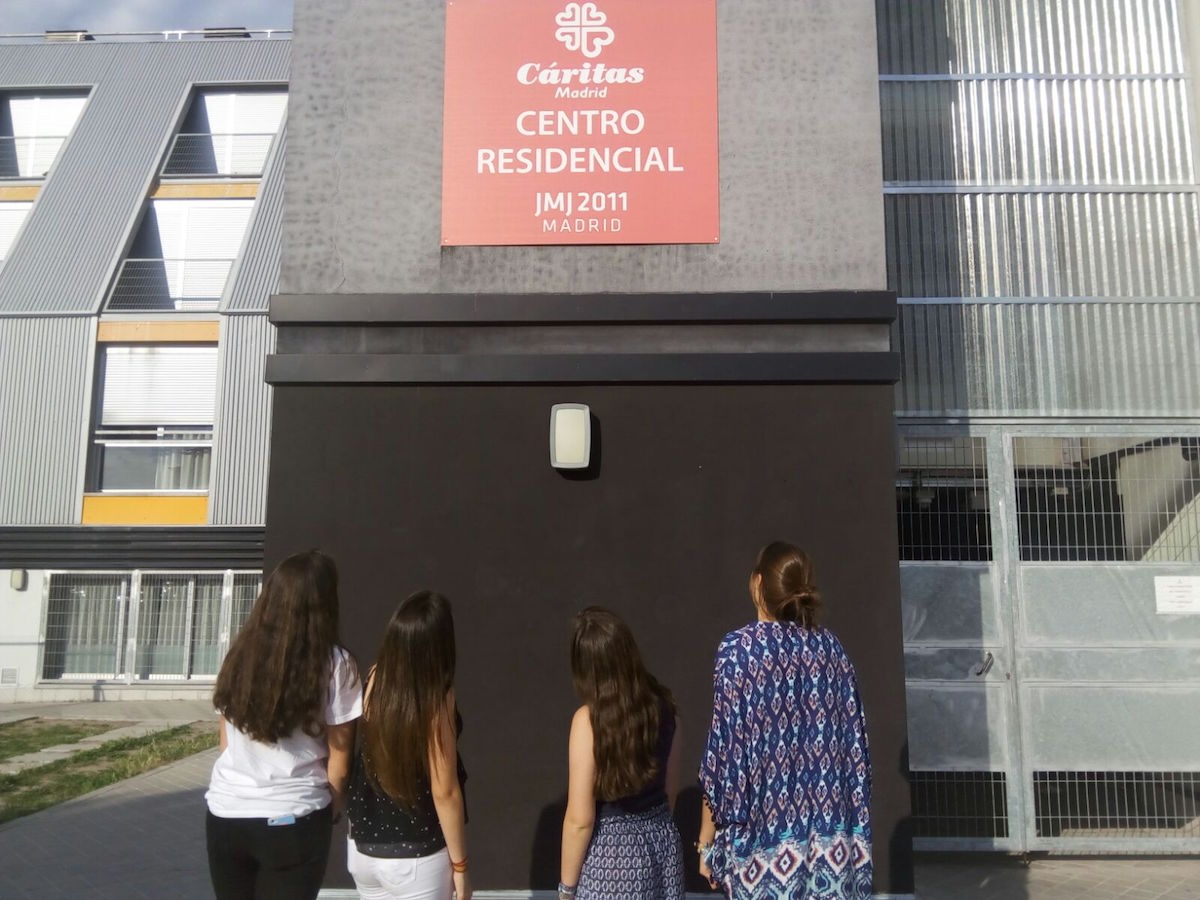 El centro residencial JMJ 2011 acoge una Eucaristía presidida por el vicario episcopal de la II