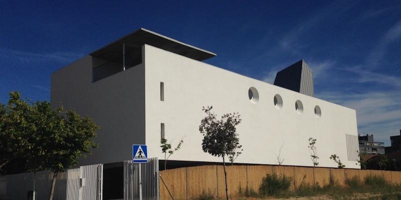 Monseñor Jesús Vidal administra este domingo el sacramento de la Confirmación en Santa Maravillas de Jesús