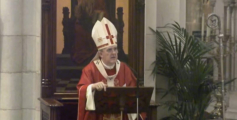 El arzobispo subraya que el Espíritu Santo da «armonía» y lleva a «entregar el amor de Dios».