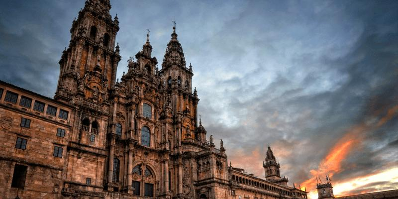 San Miguel Arcángel de Las Rozas peregrina a Santiago de Compostela en el Año Jubilar Compostelano