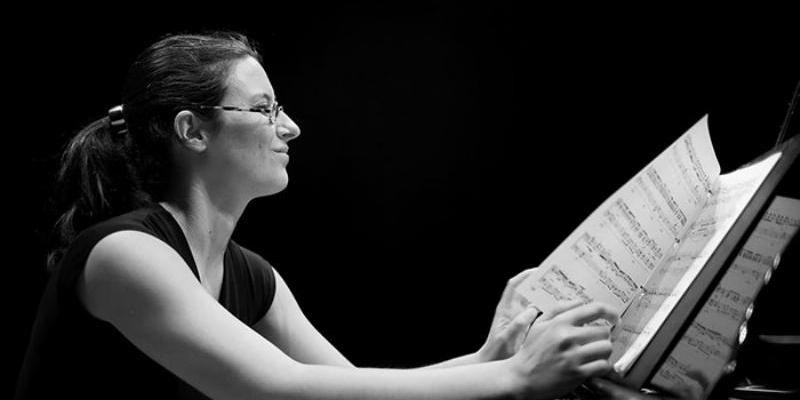 Marta Espinós y Eduardo Frías actúan en Nuestra Señora de la Estrella de Navalagamella