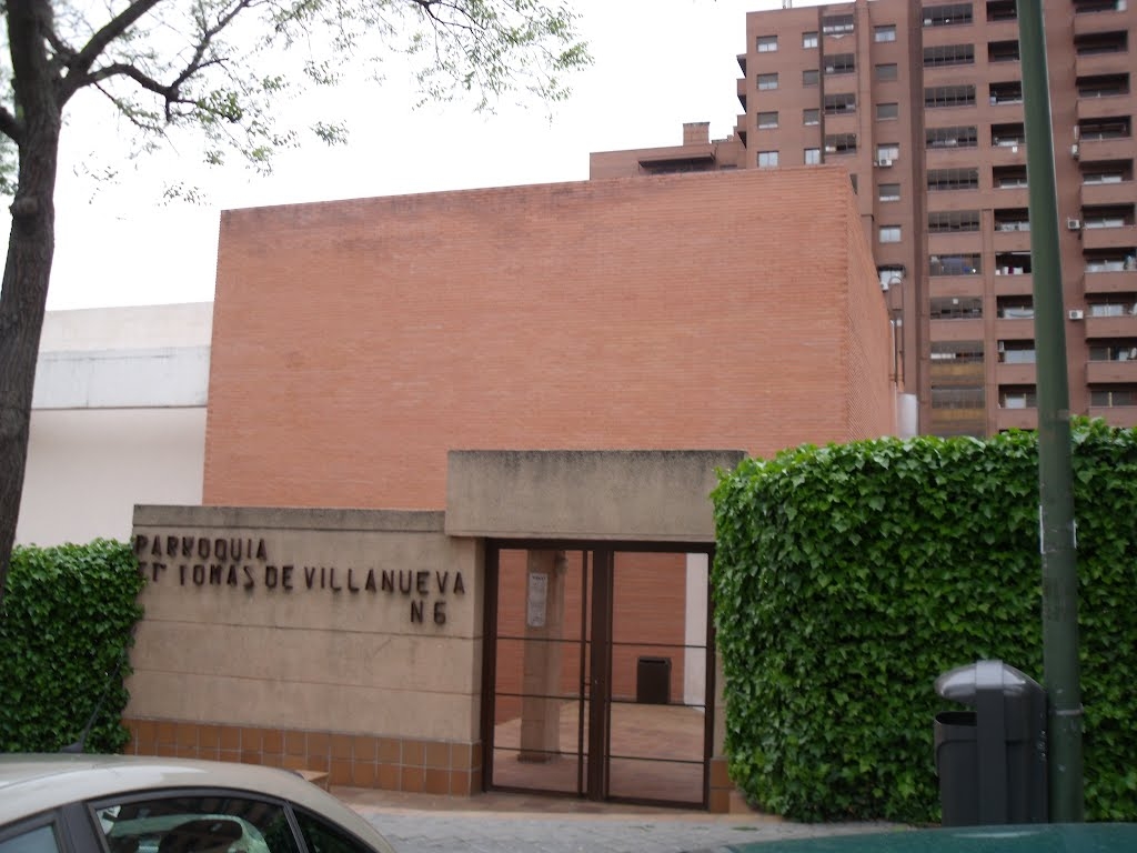 Charla sobre la realidad de los refugiados en la parroquia Santo Tomás de Villanueva