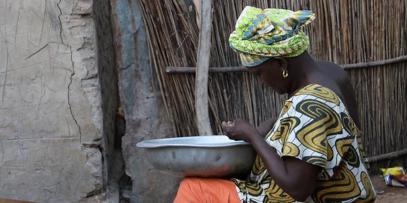 Manos Unidas: Cada vez que decidimos qué comer también elegimos cuidar o destruir nuestro planeta