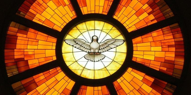 El vicario episcopal de la VII administra la Confirmación a jóvenes de Nuestra Señora del Buen Suceso