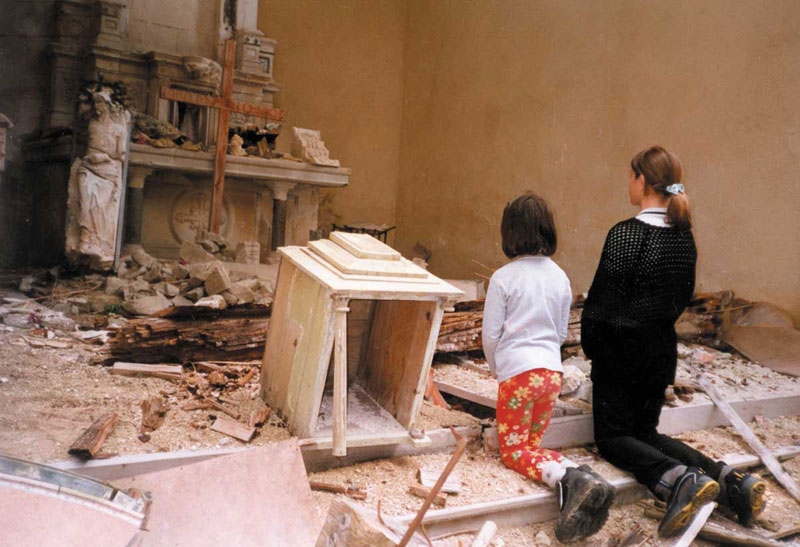 El colegio Edith Stein acoge una exposición fotográfica sobre cristianos perseguidos