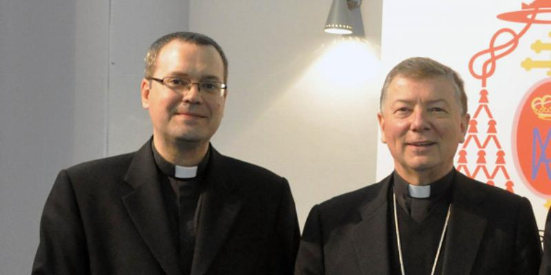 Los obispos auxiliares Juan Antonio Mártinez Camino y Jesús Vidal nombrados, respectivamente, presidentes de la Subcomisión Episcopal para las Universidades y Cultura y de la Subcomisión Episcopal para el Clero y los Seminarios